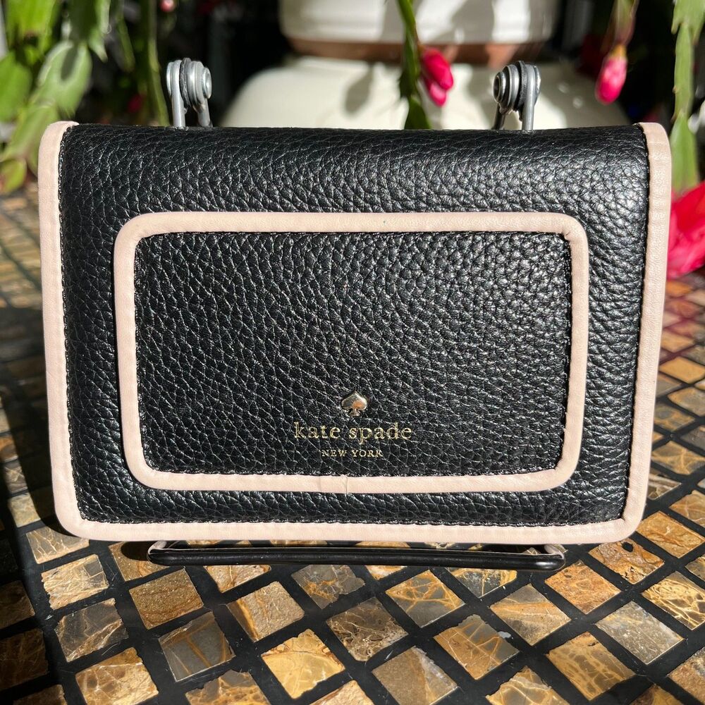 Kate Spade New York Ward Place Regina Card Case Black Pebbled Leather Pink Trim